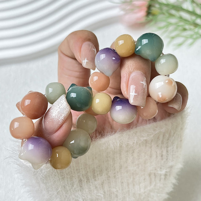 How to Play Stress-relief Bracelets in Different Occasions?