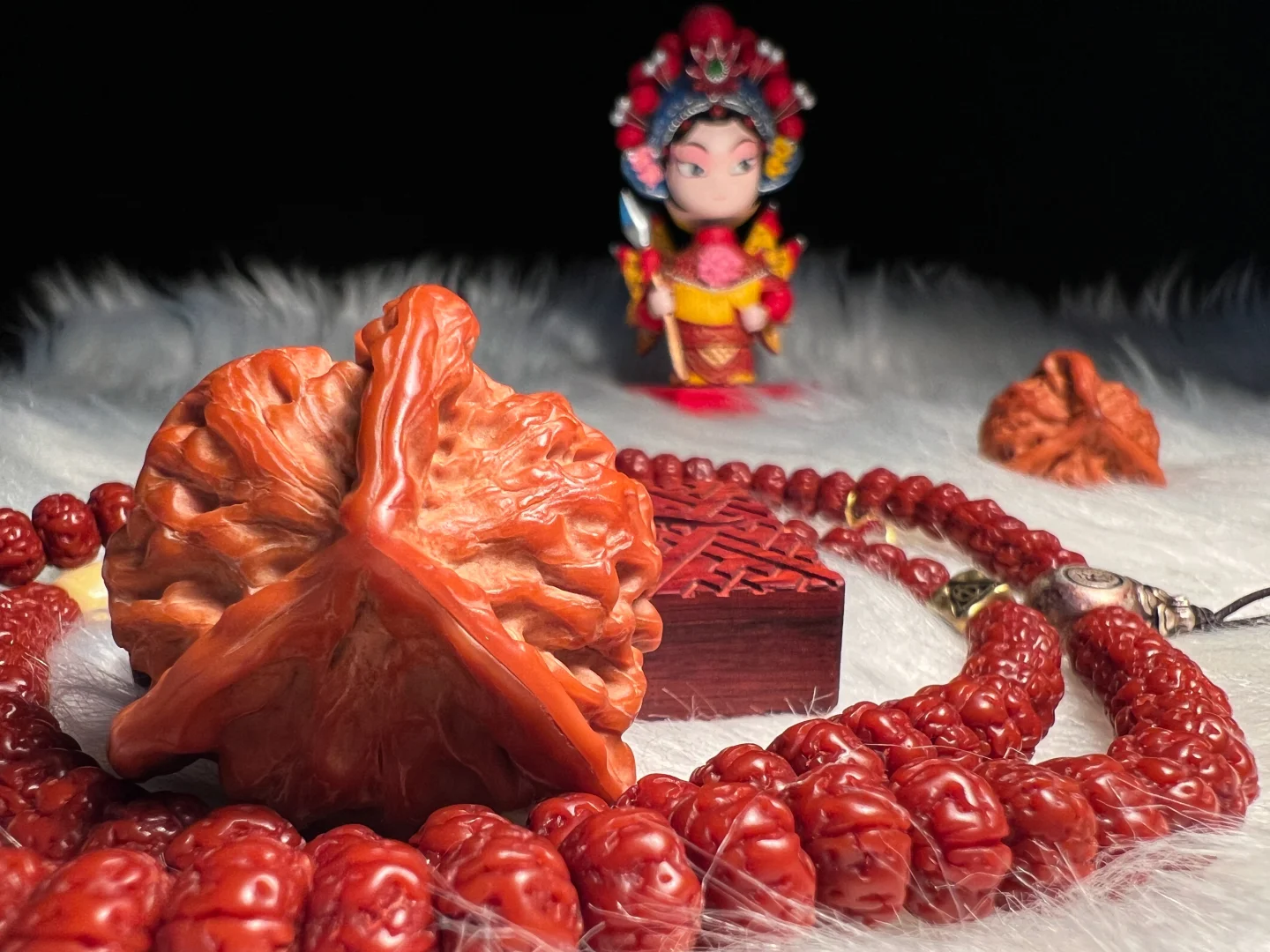 What is a Three-Ridge Walnut A Beginner’s Guide to This Rare Chinese Collectible