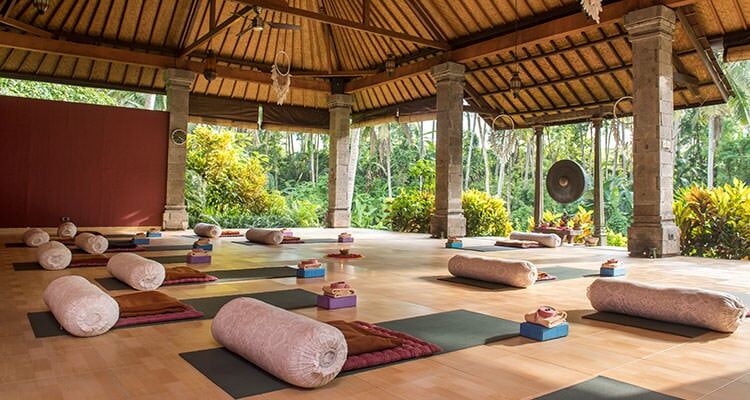 What to Pack for a Meditation Retreat A Comprehensive Guide