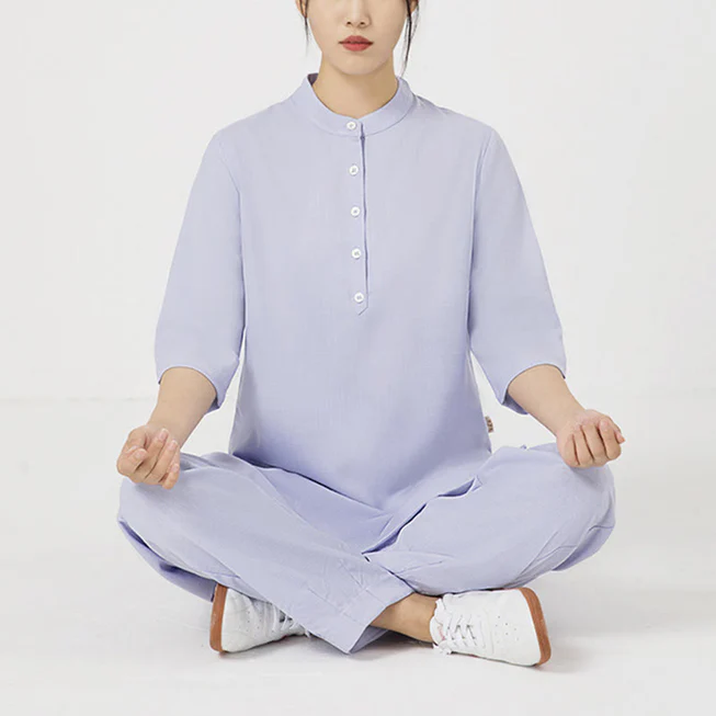 How to Balance Elegance and Practicality While Selecting Clothing for Zen Practice?