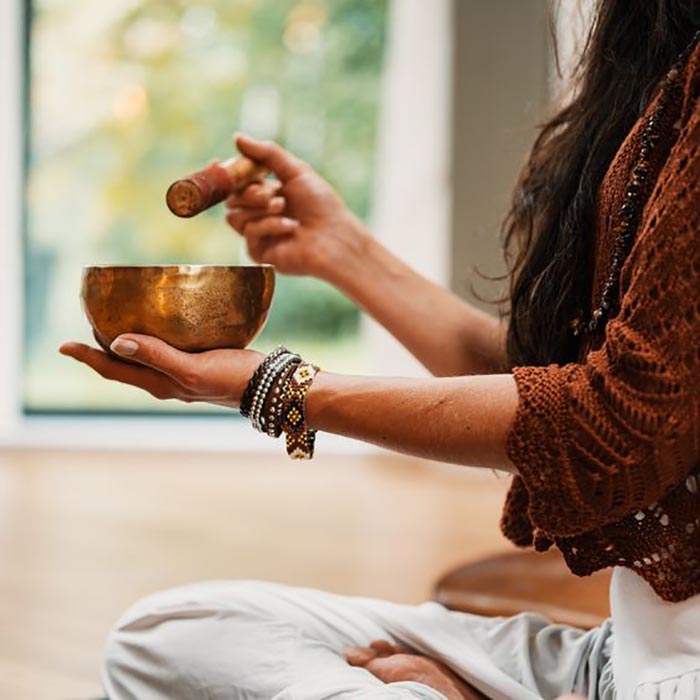 How to Use Singing Bowls For Beginners