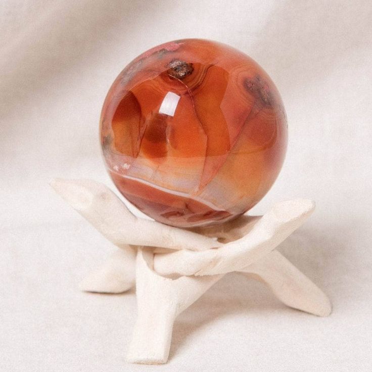 Red Agate Meaning: Feng Shui Benefits and Healing Powers