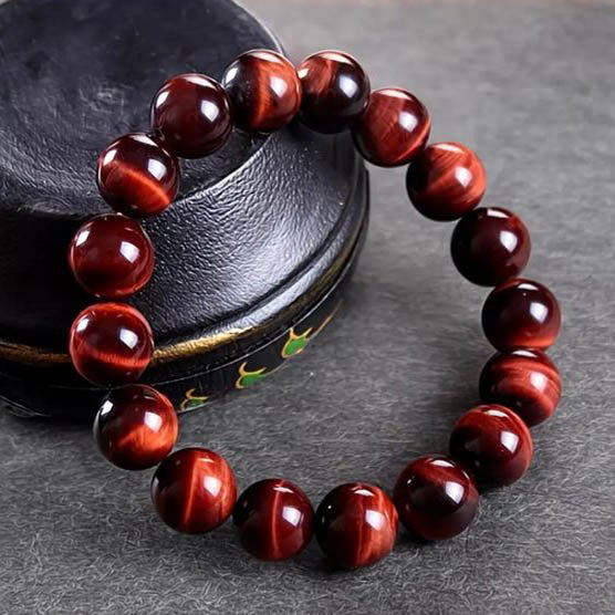 Why Mens Tiger Eye Bracelets Are So Popular?