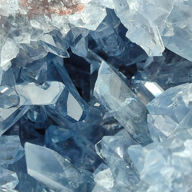 Discover the Power of Blue Healing Crystals