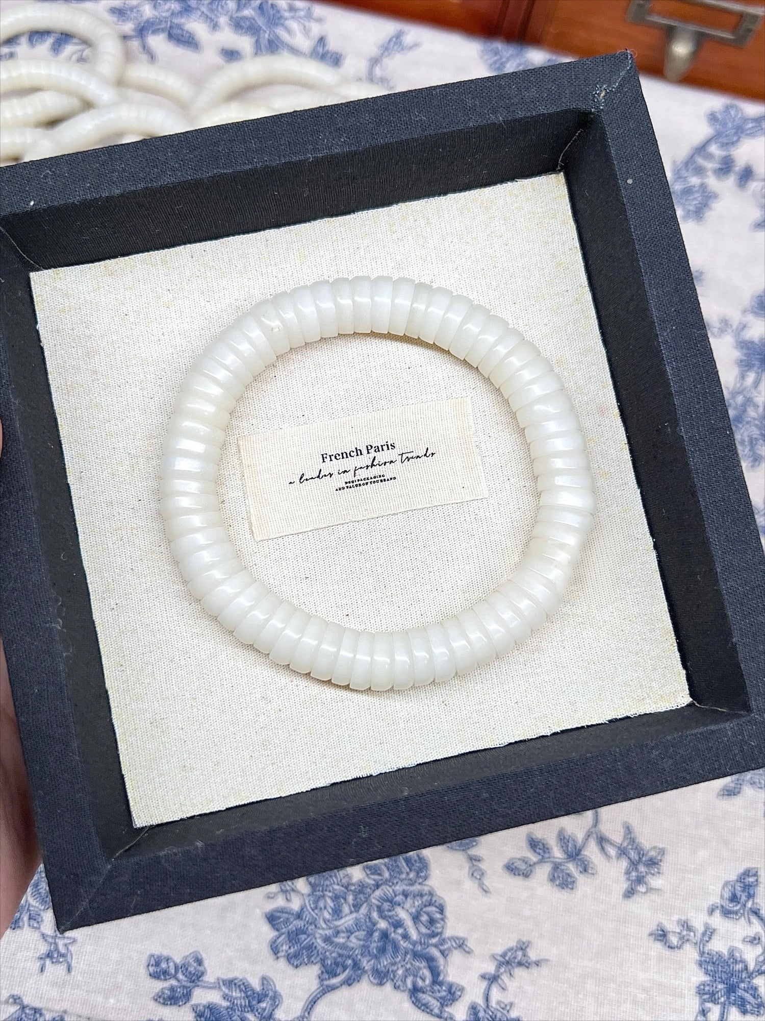 New White Bowl-Shaped Stress Relief Bodhi Bracelet