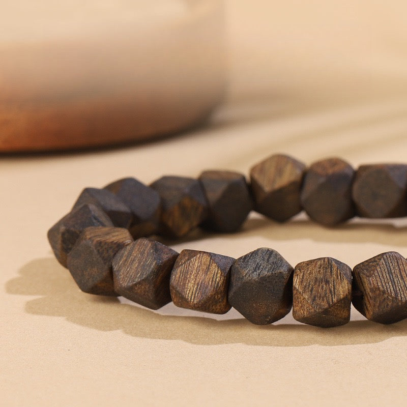 Natural Hainan Agarwood Diamond-Cut Bead Bracelet