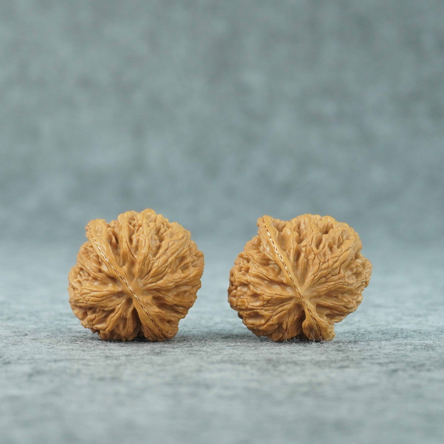 34mm Apple Garden Lion Head Wenwan Walnut | One-of-a-Kind Listing | 070501
