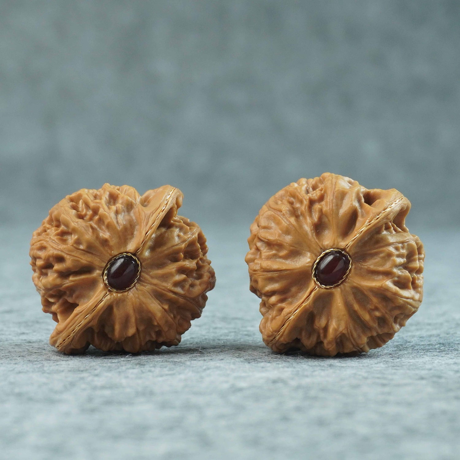 44mm Palace Lantern Lion Head Walnut | One-of-a-Kind Listing | 070208