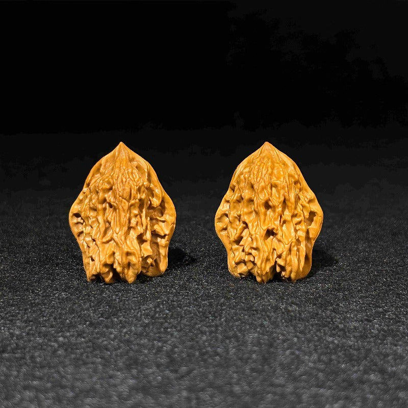 One-of-a-Kind 30mm Panshan Bird-Shaped Hand-Twirl Walnut