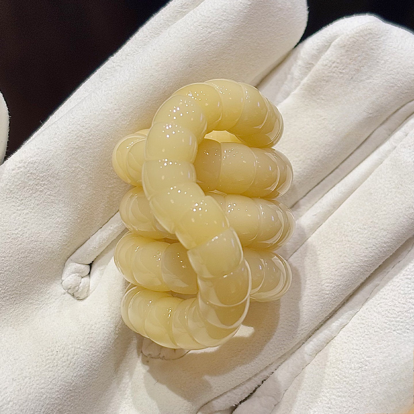 Tired of Tangle? Try This Natural Bodhi Fidget Bracelet (9mm)