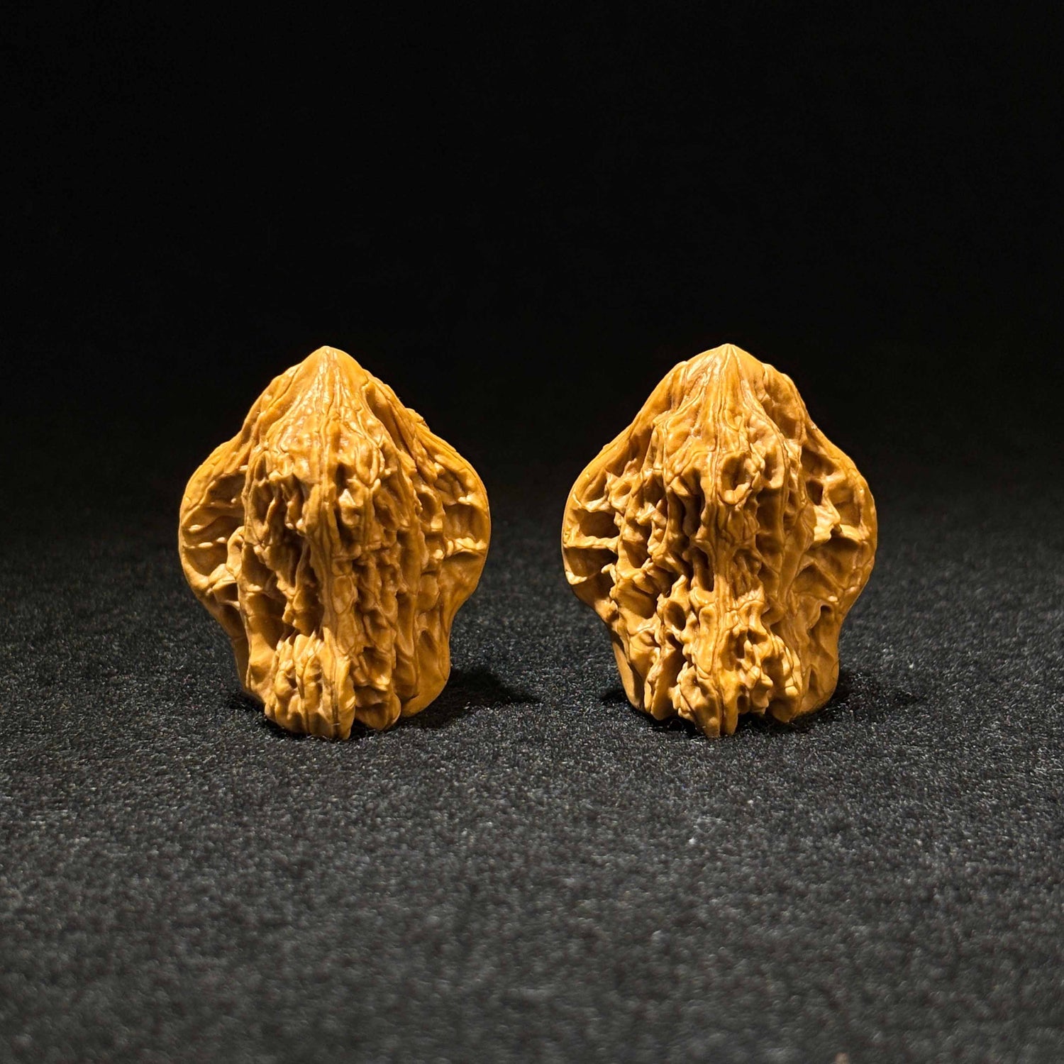 39mm Bird-Shaped Wheat-Ear Tiger Head Walnuts | One-of-a-Kind Pair | 061803