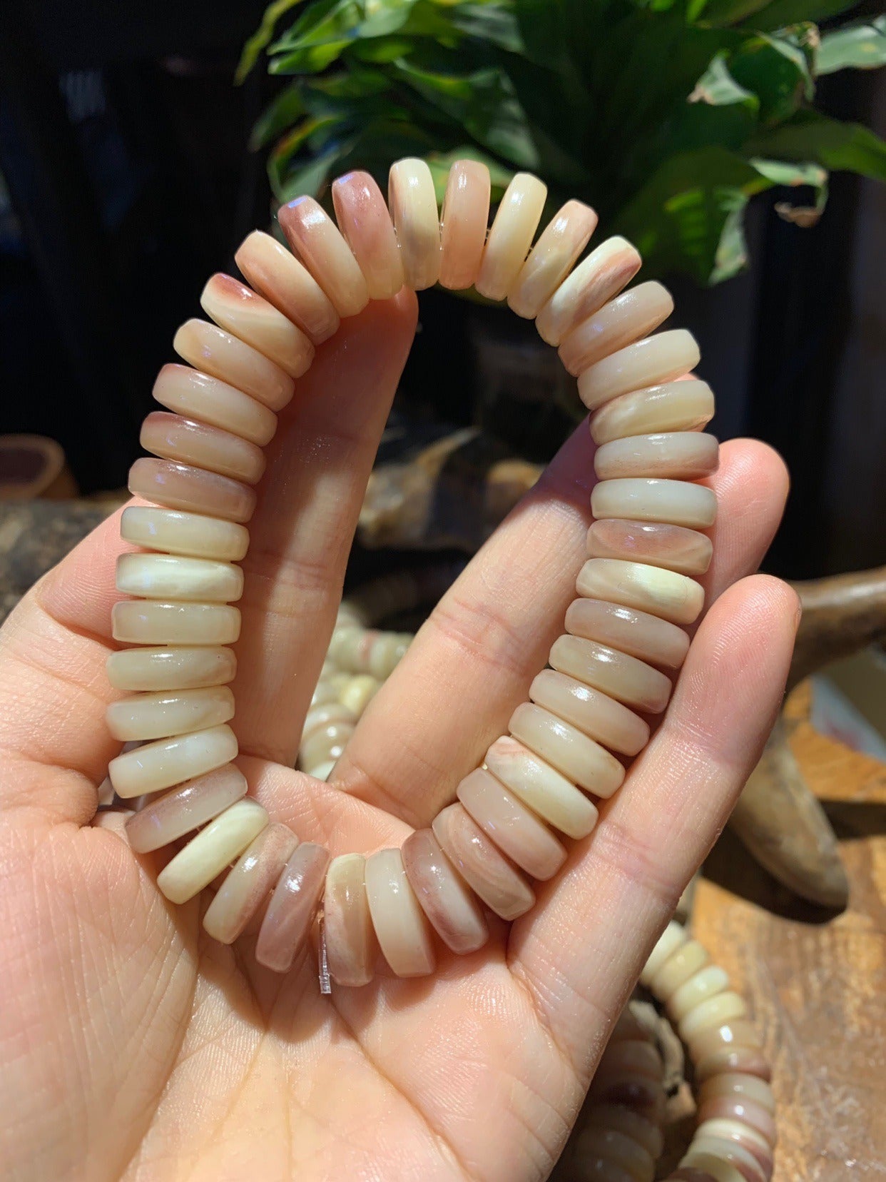 Large Camel Bone Flake Bracelet（14.5mm*5mm）