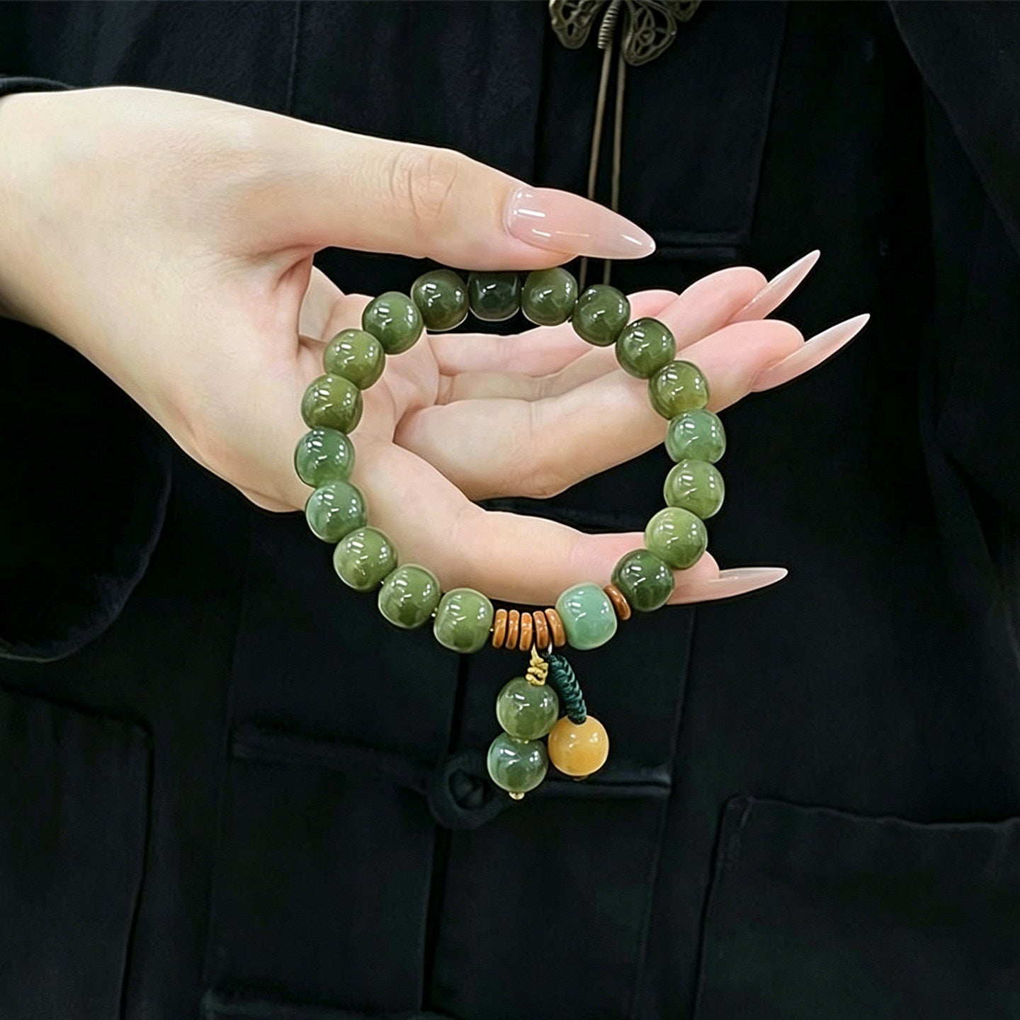 Fresh Green Bodhi Root Bracelet – Natural 10×9mm Beads