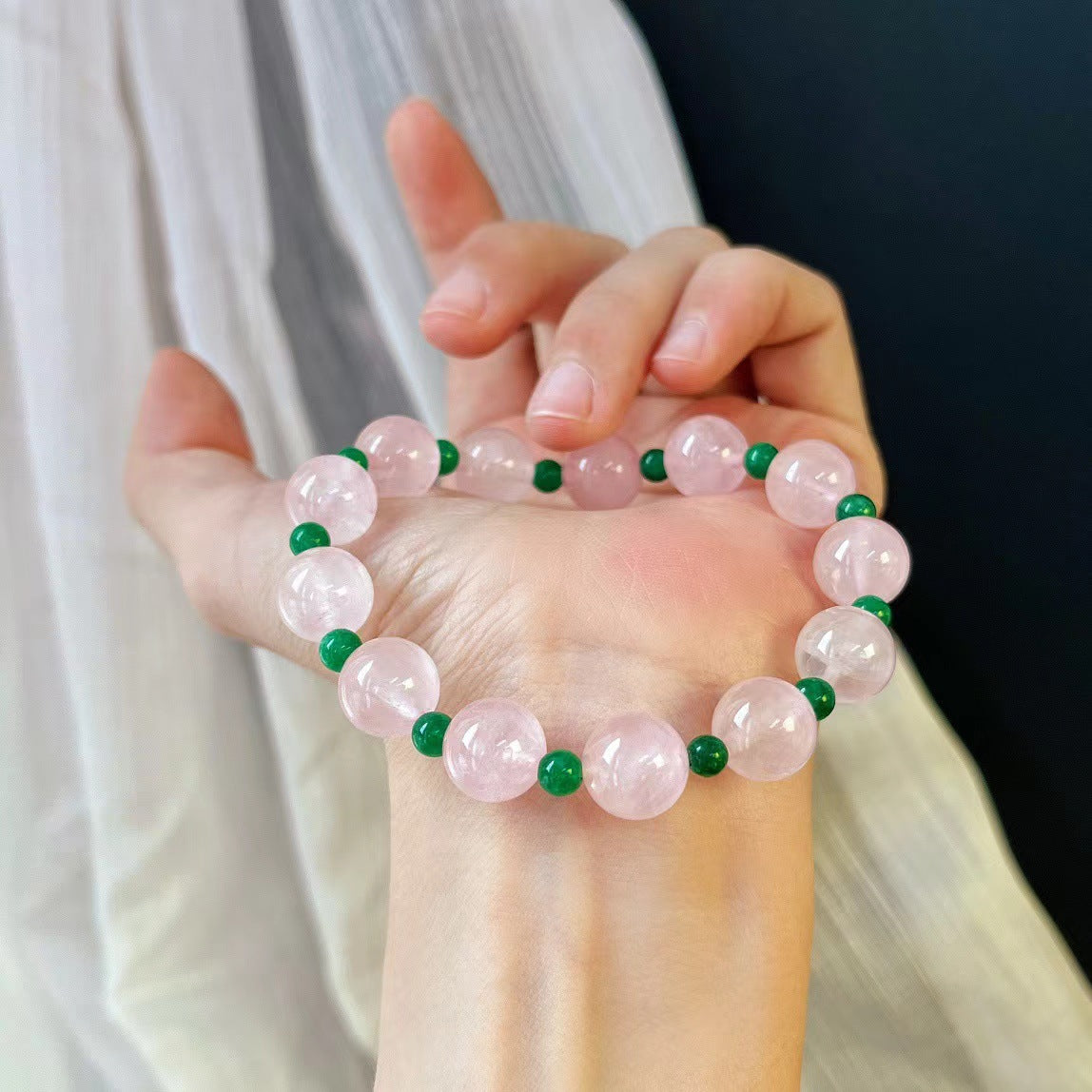 Natural Powder Crystal Contrasting Color Jadeite Quartzite Bracelet for Women