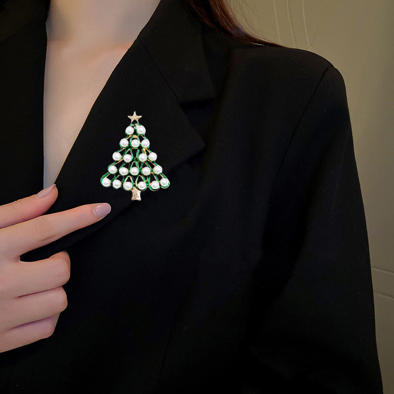 2024 European and American cross-border Christmas pearl dripping Christmas tree brooch