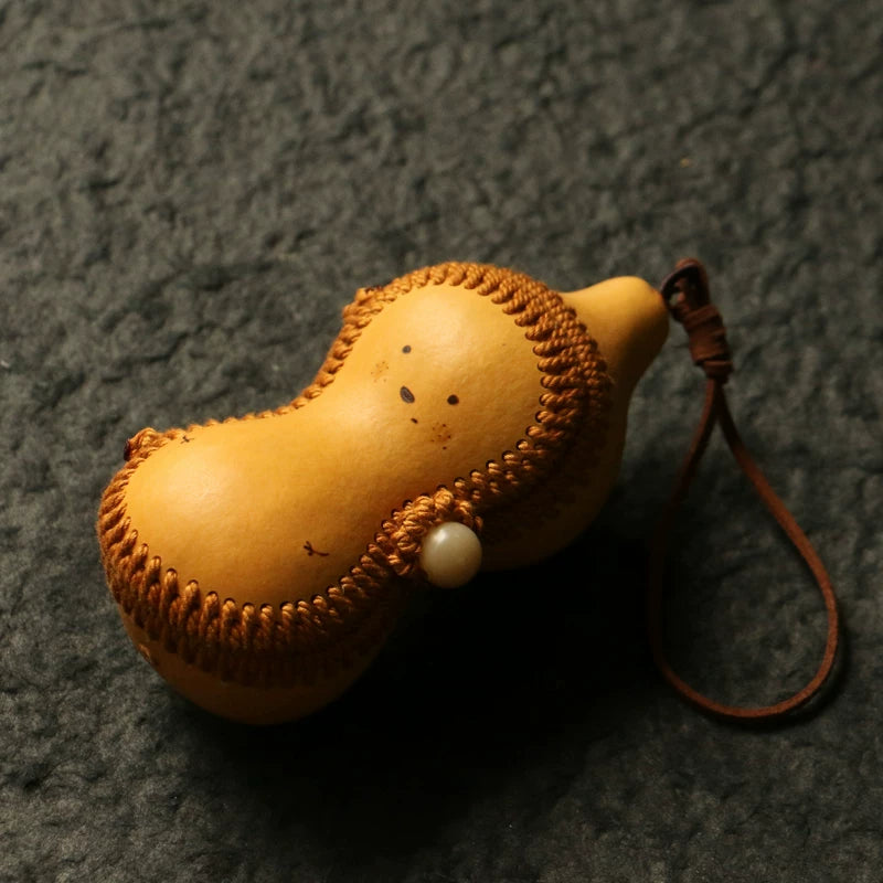 Handmade Aged Gourd Storage Pouch – Ideal for Wenwan & Walnut Collection