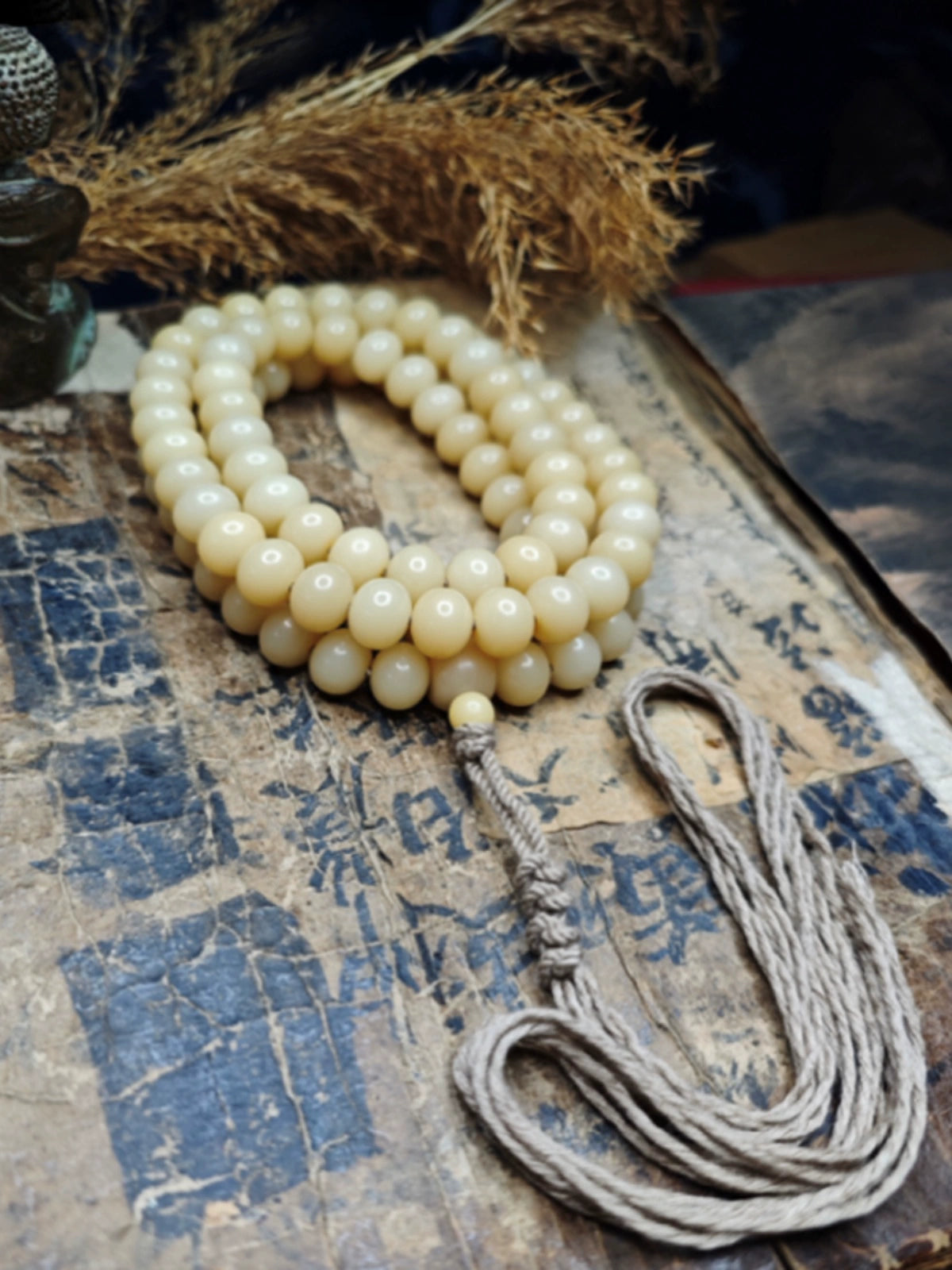 Traditional 108 Mala Beads- Natural Bodhi Root