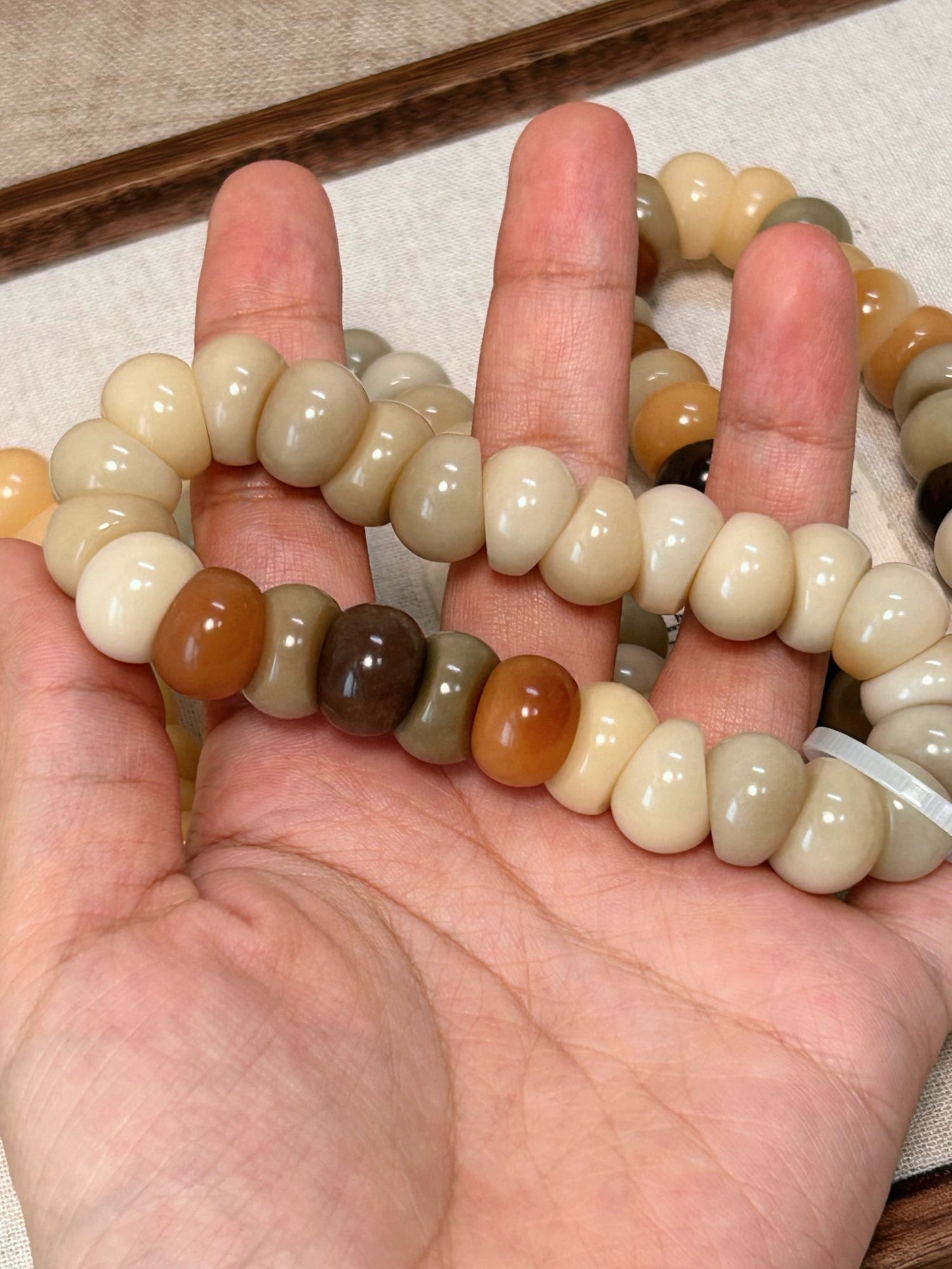 New Milky Coffee Garlic Bodhi Bracelet 14MM  (Multiple Colors Available)