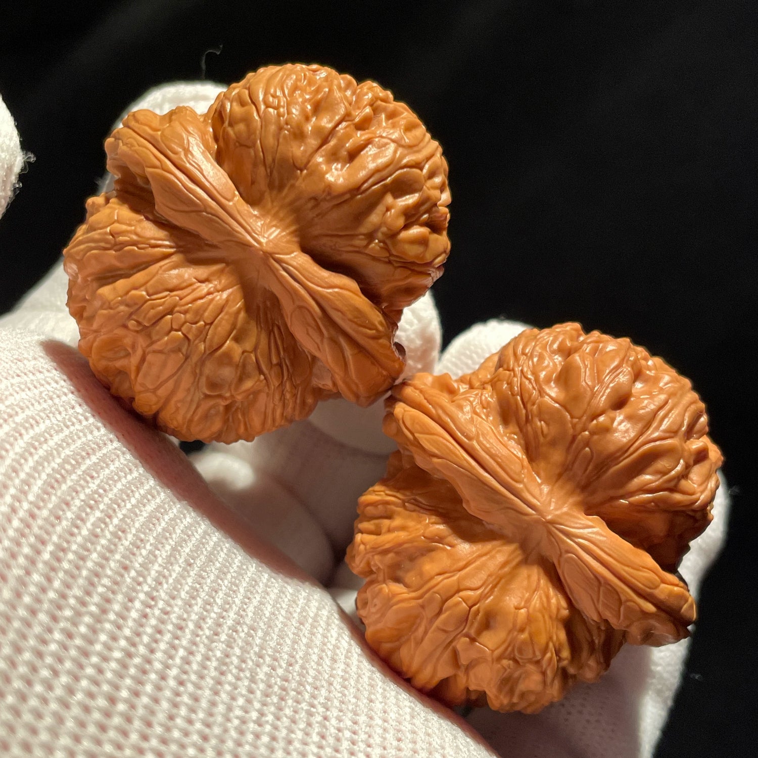 Yuanbao Lion Head Walnuts