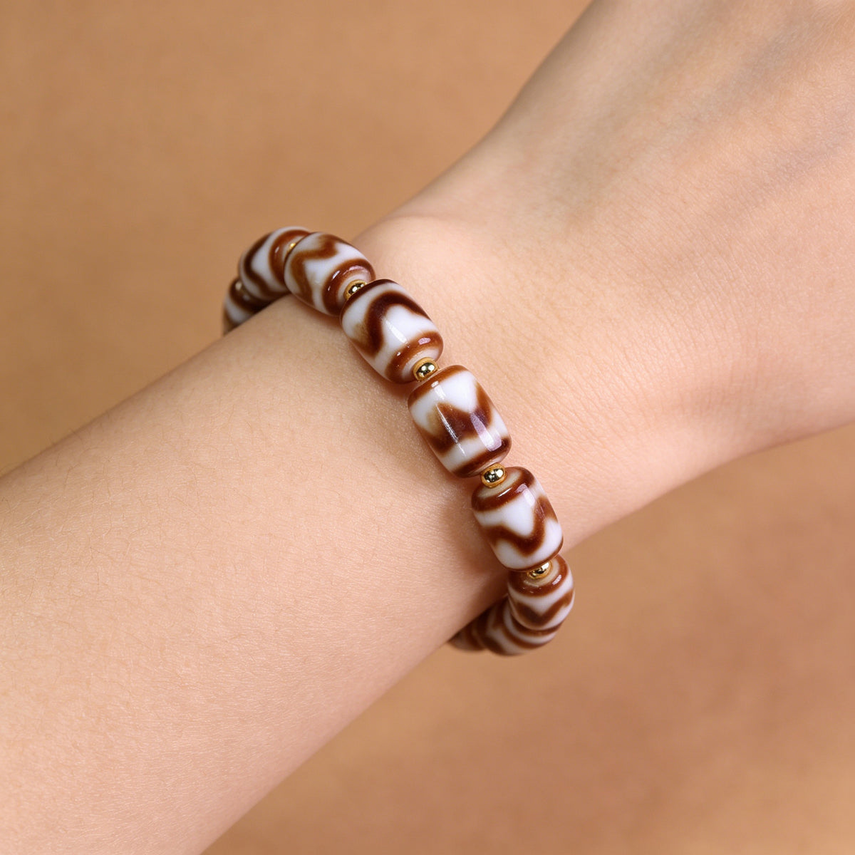 Natural Tibetan Agate Tiger Tooth Dzi Bead Bracelet, 10×14mm