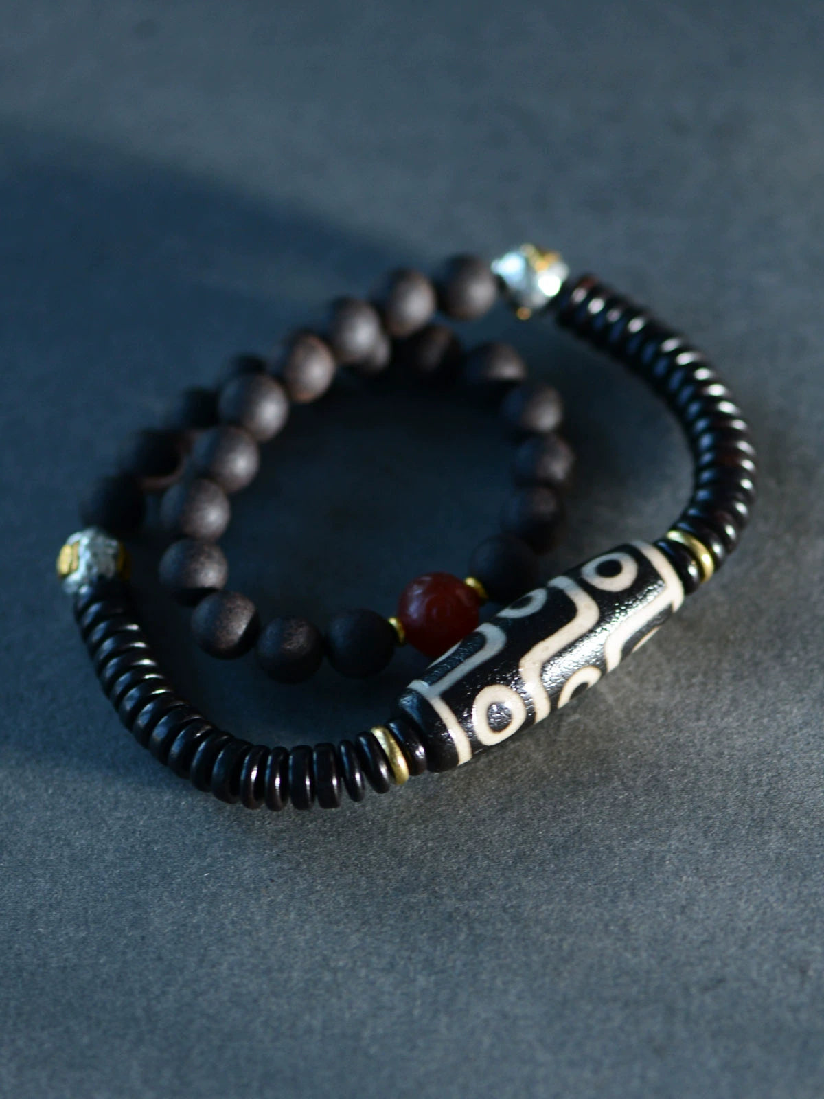 Black Sandalwood Tibetan Dzi Beads bracelet