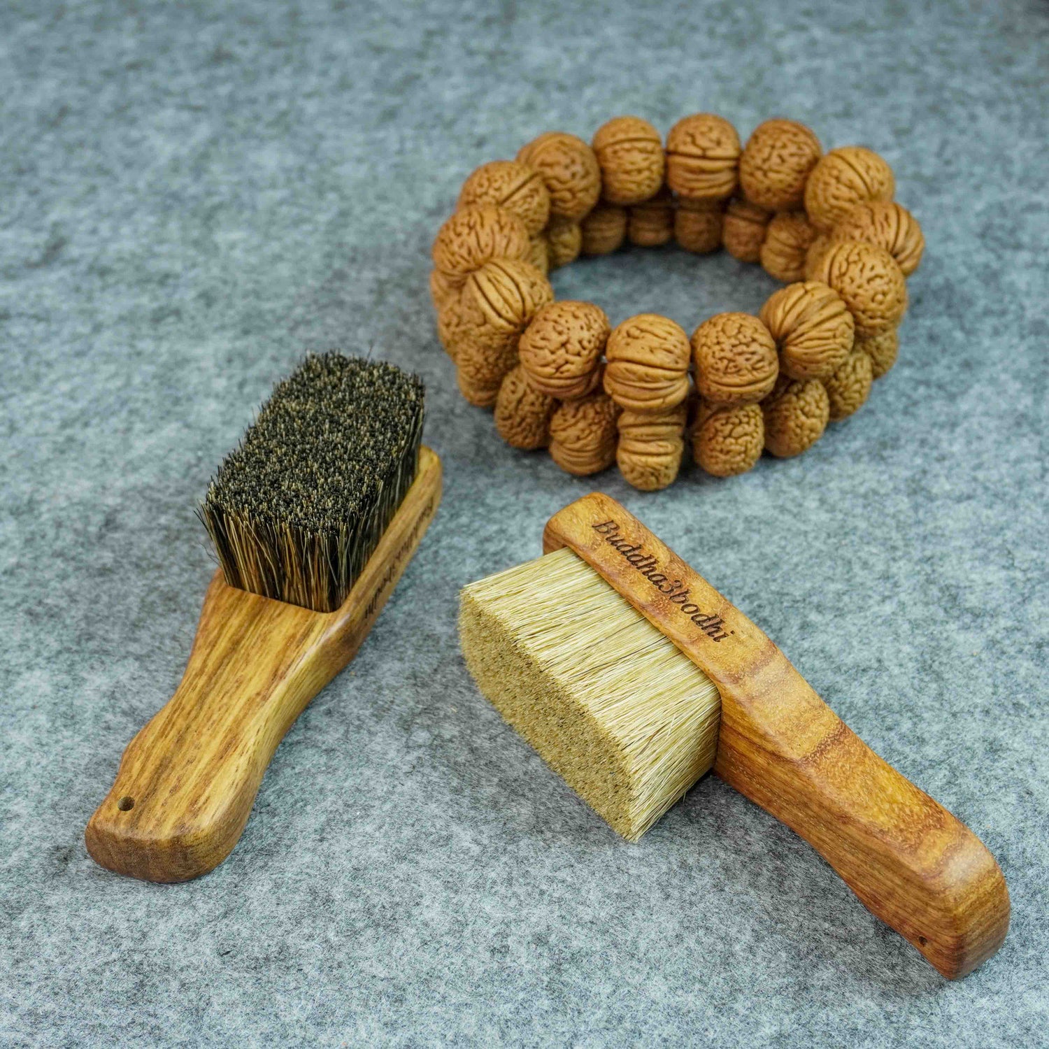 Natural Boar Bristle Walnut Care Brush Set – Hard & Soft Brushes for Wenwan Playing Walnuts