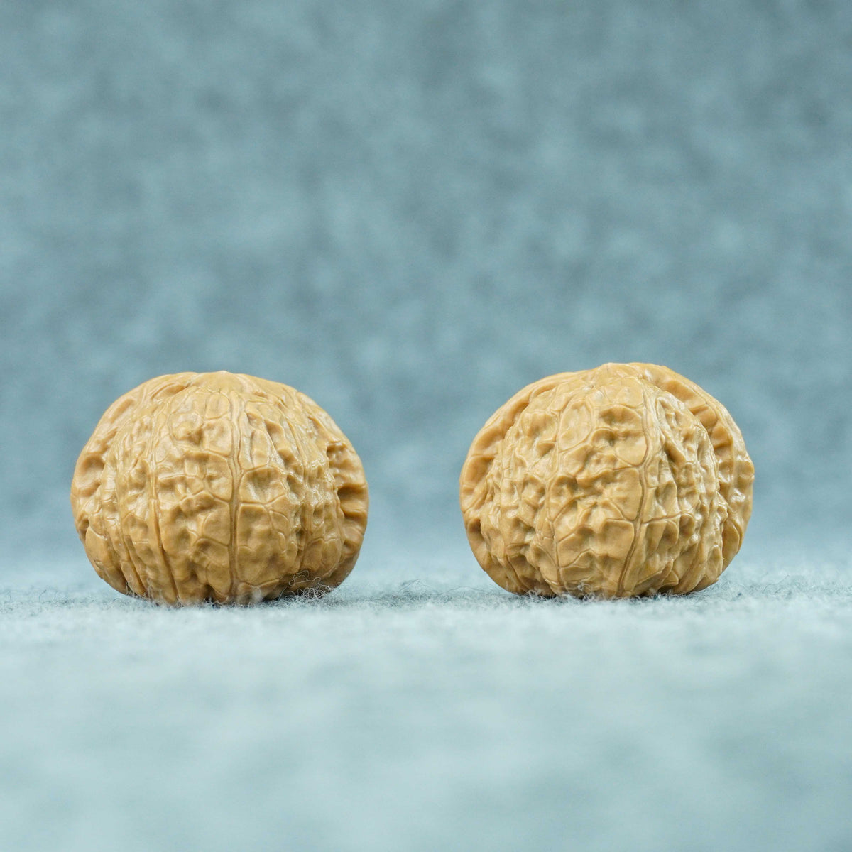 41mm Pumpkin-Form Lion Head Walnut Pair (Nangua Dun) | One-of-a-Kind Matched Pair | 101404