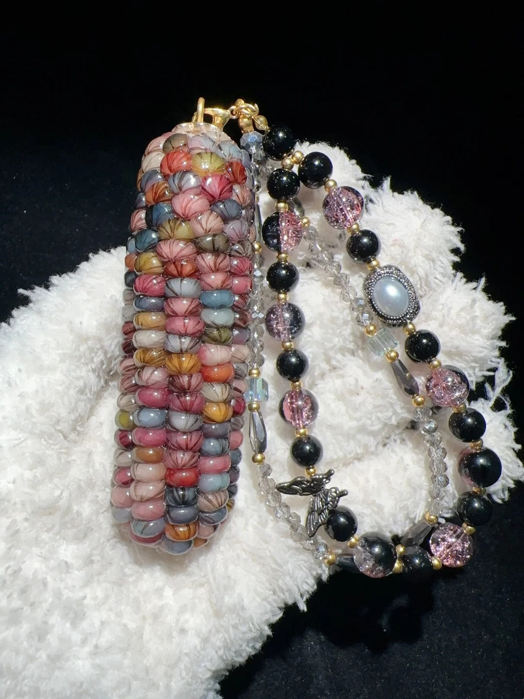 Colorful Bean & Black Vein Cracked Natural Corn Charms