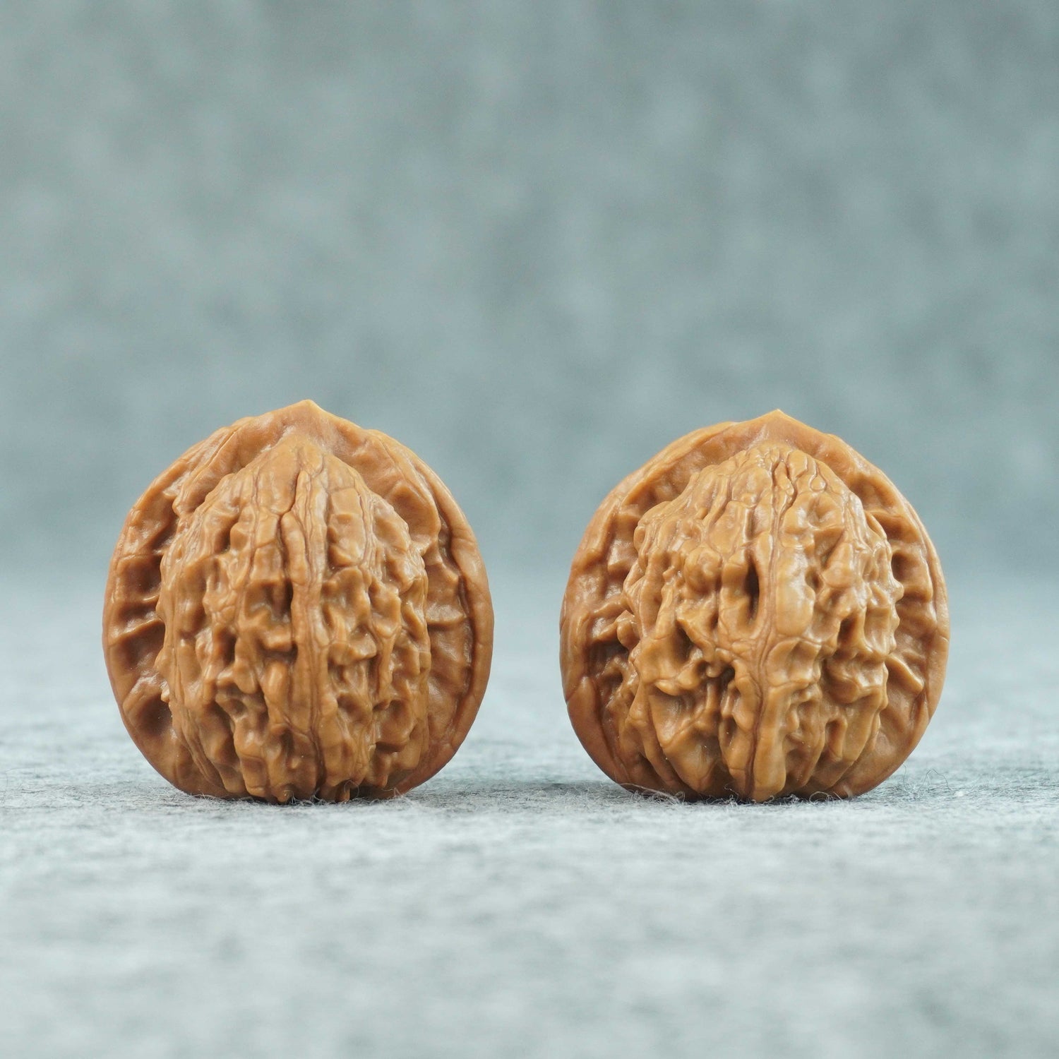 40.5mm Dahongpao (Guanyin Hat) Lion Head Walnut | One-of-a-Kind Listing | 070304