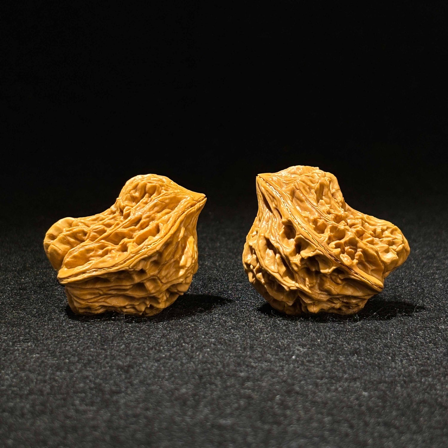 39mm Bird-Shaped Wheat-Ear Tiger Head Walnuts | One-of-a-Kind Pair | 061803