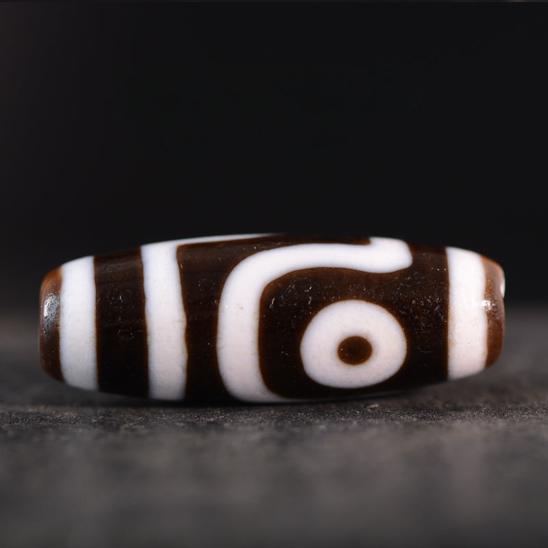 Tibetan Dzi Bead Pendant Agate Classic Black and White, Length 38mm Wide 12mm, Totem Random