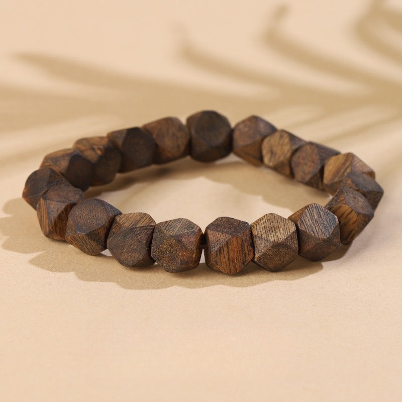 Natural Hainan Agarwood Diamond-Cut Bead Bracelet