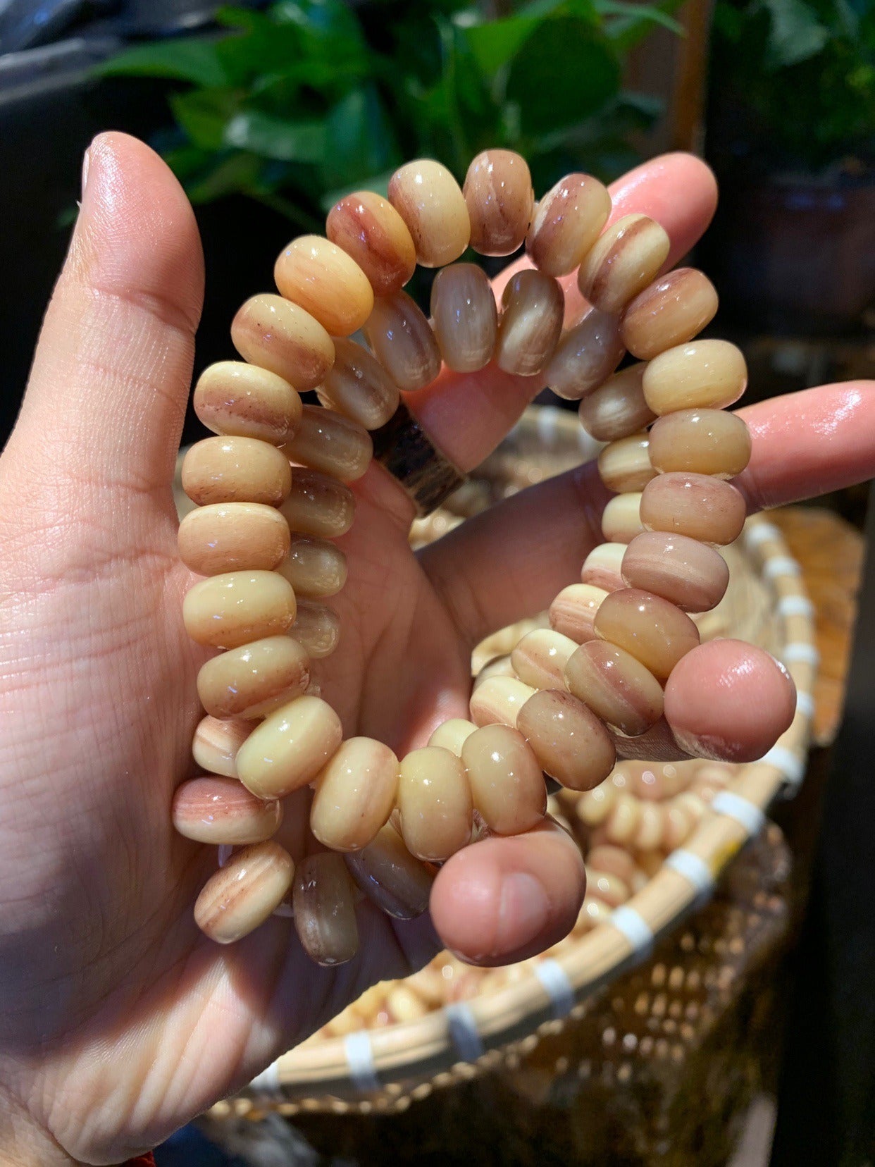 Camel Bone Flake Bracelet（12mm*8mm/13mm*7mm）