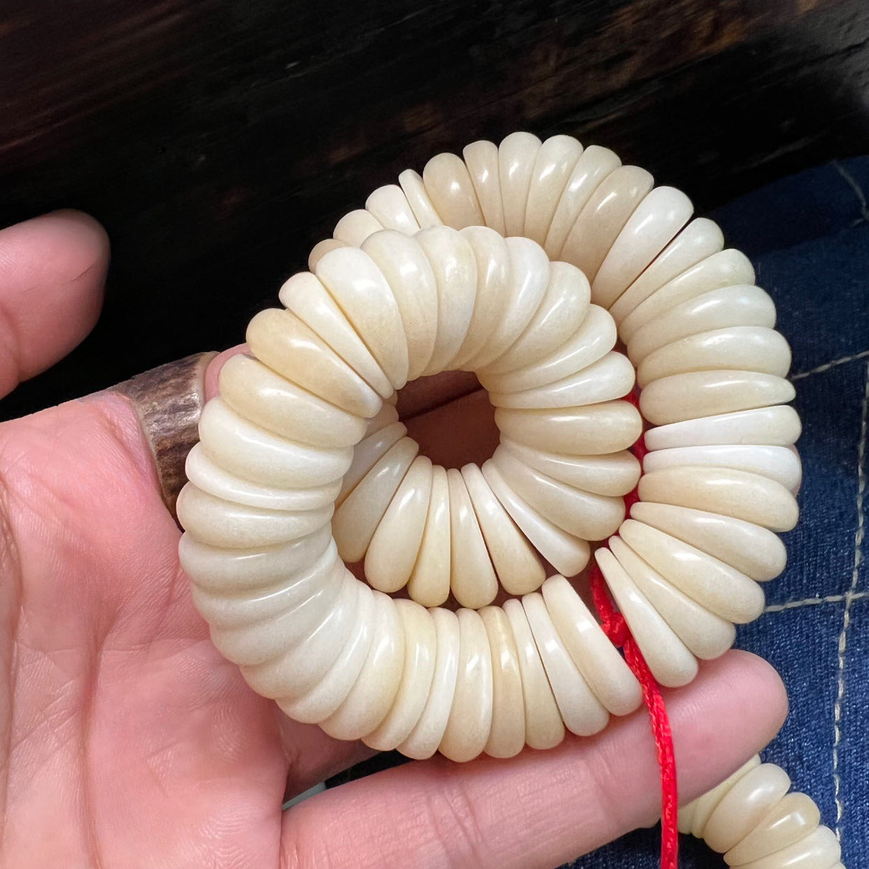 Small-sized Camel Bone Stress Relief Bracelet