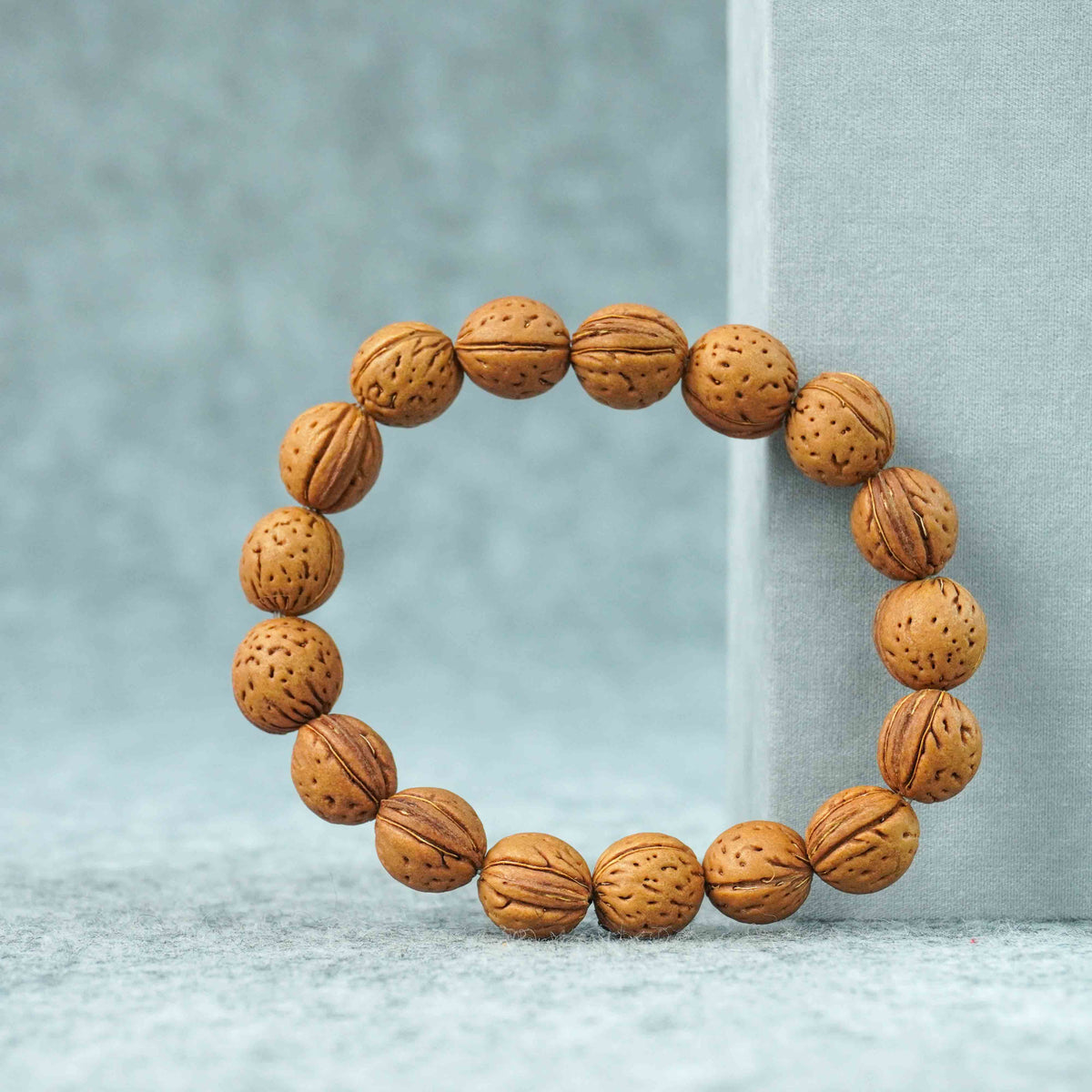 Natürliches Armband aus Pfirsichkernen | Helles Gehirnmuster | Wilder Berg-Pfirsichkern