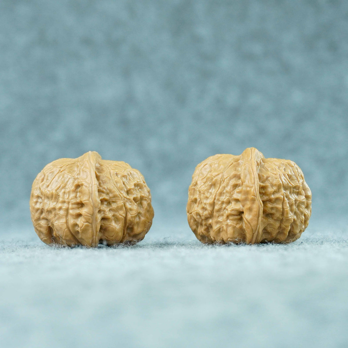 41mm Pumpkin-Form Lion Head Walnut Pair (Nangua Dun) | One-of-a-Kind Matched Pair | 101404
