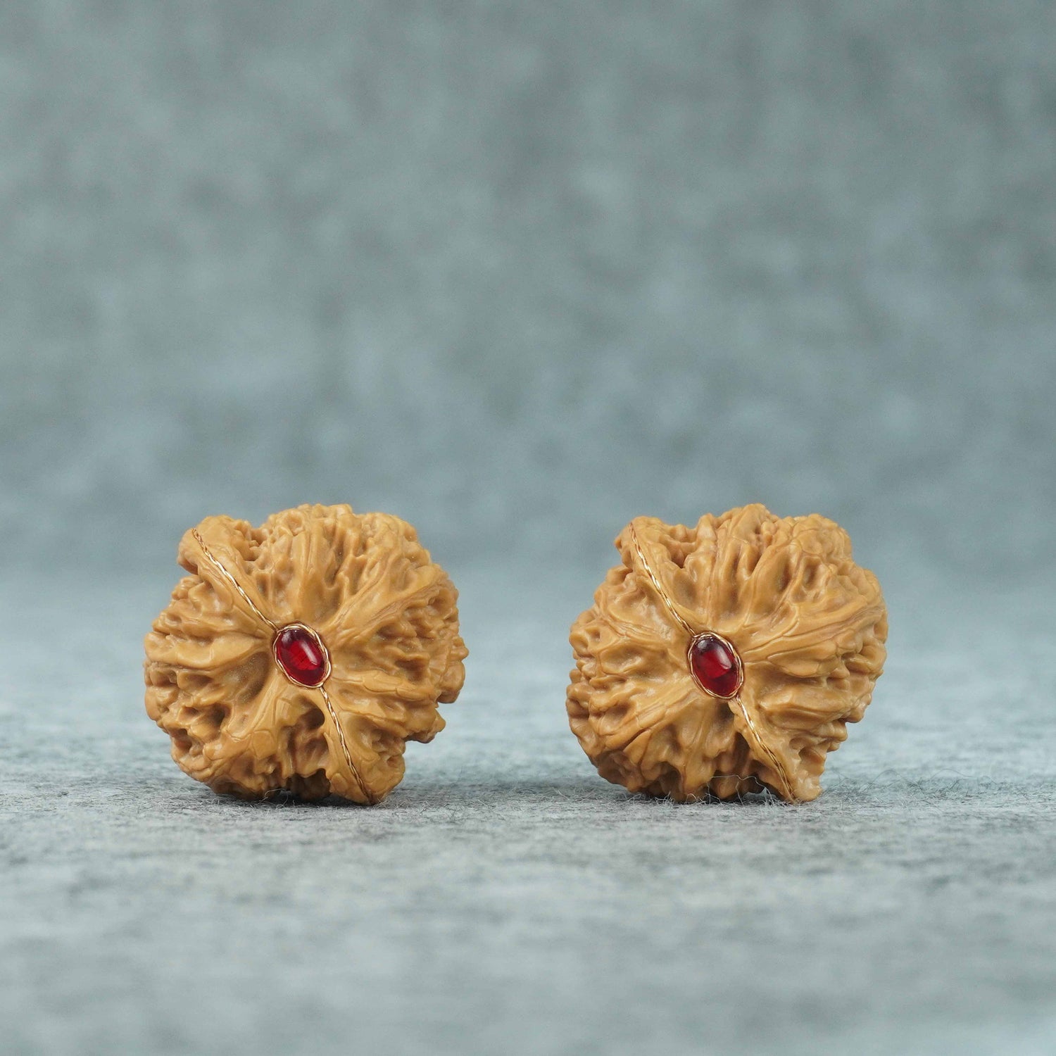 34mm Apple Garden Lion Head Wenwan Walnut | One-of-a-Kind Listing | 070501
