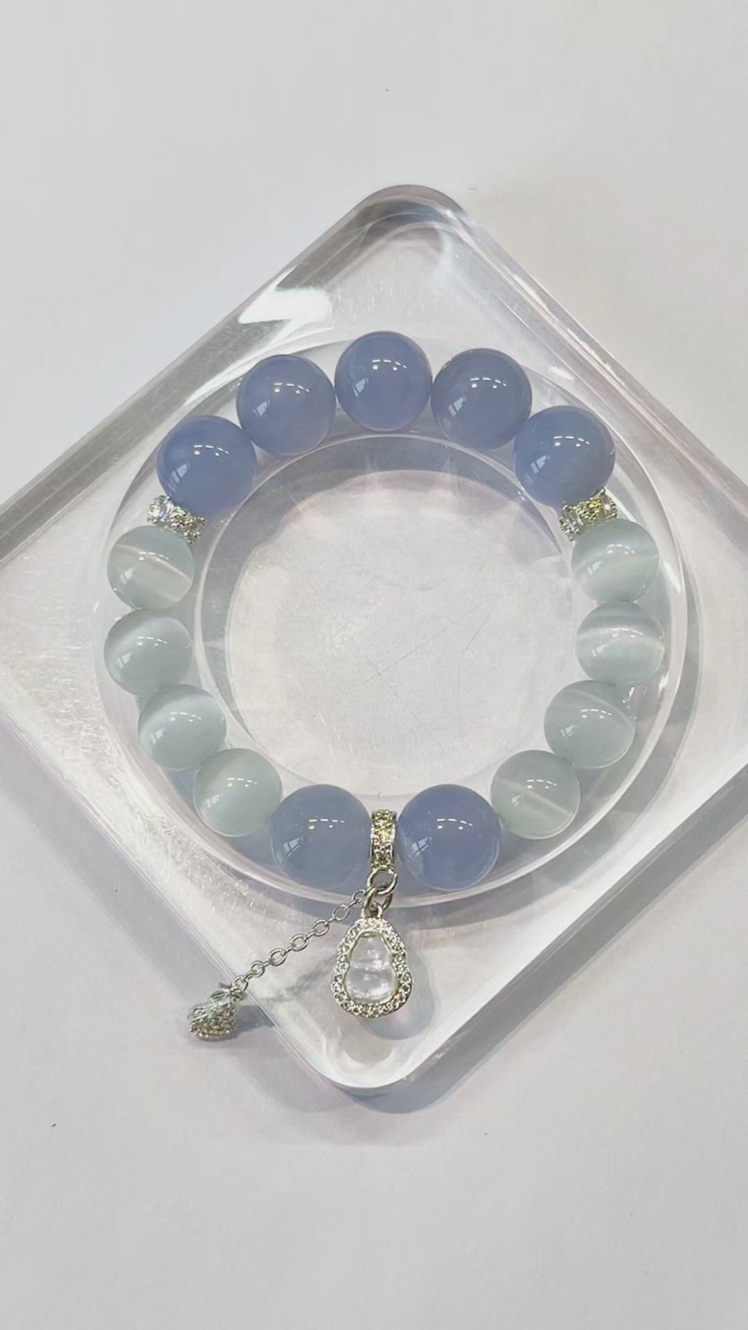 White Cat Eye & Blue Chalcedony Crystal Bracelet with Gourd-Shaped Charm – DIY Custom Bracelet
