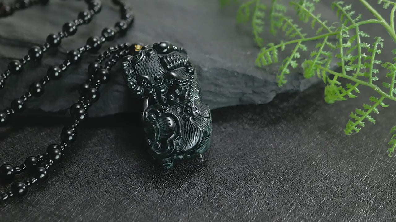 Black Green Jade Pixiu Pendant – Symbol of Wealth and Protection