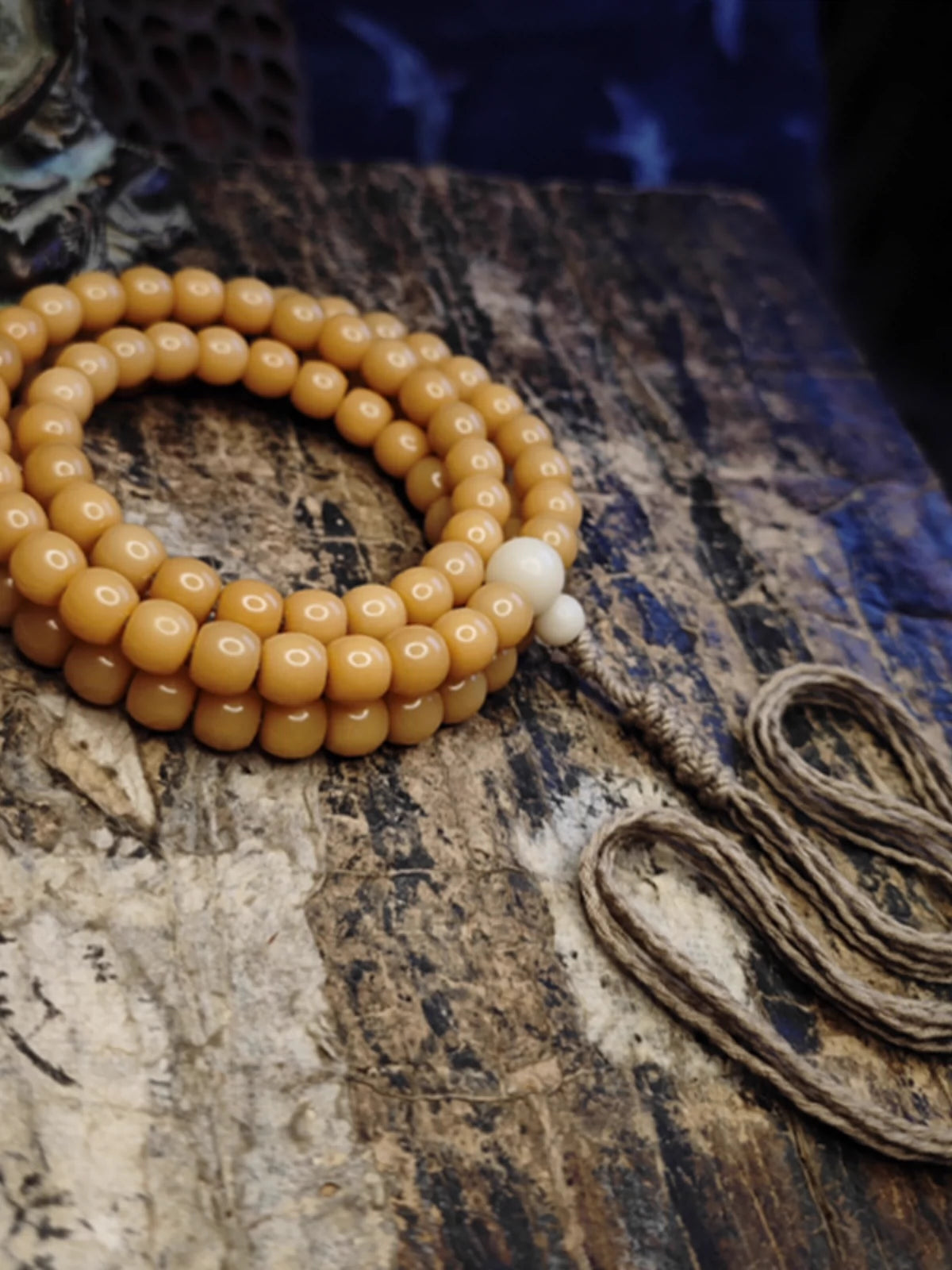 Traditional 108 Mala Beads- Natural Bodhi Root